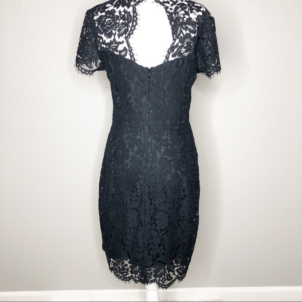 Banana Republic - NWT Navy Lace Dress - Size 2 - Picture 4 of 6